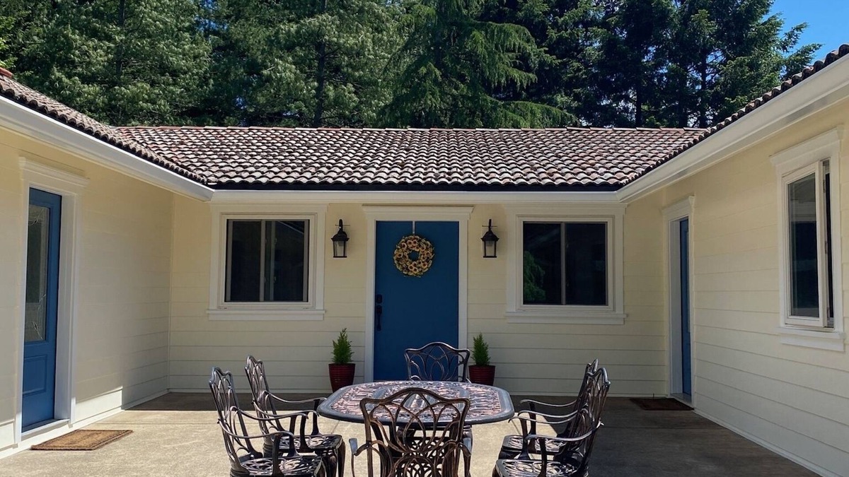 Dundee House | Chateau Lesieutre–Luxurious, Spacious, Grand View