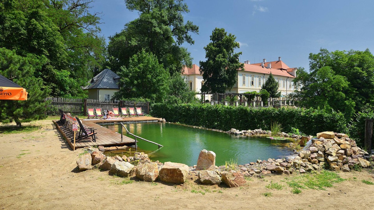 Loucen Other | Chateau Loucen Garden Retreat