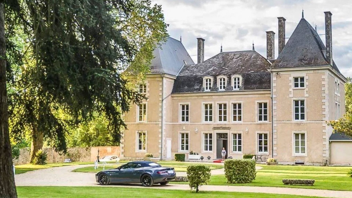Benest Other | Chateau Paradis - Twentyeight Bedroom Castle, Sleeps 91