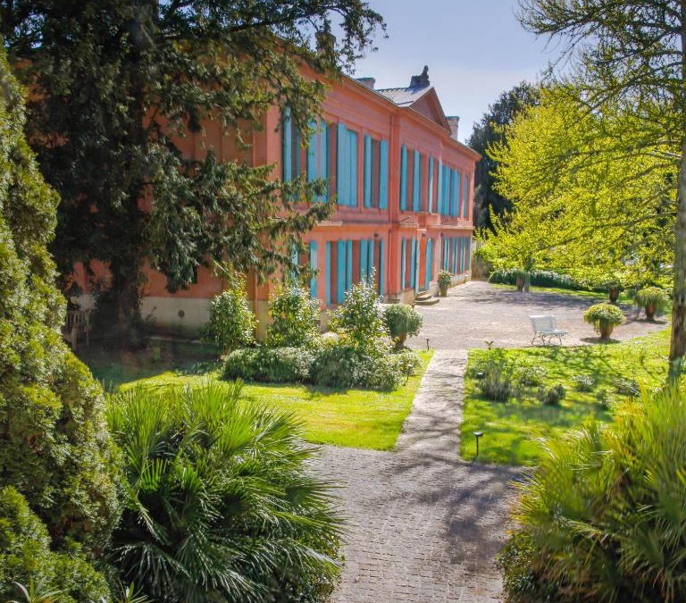 Leognan Bed & Breakfast | Chateau Pont Saint-Martin