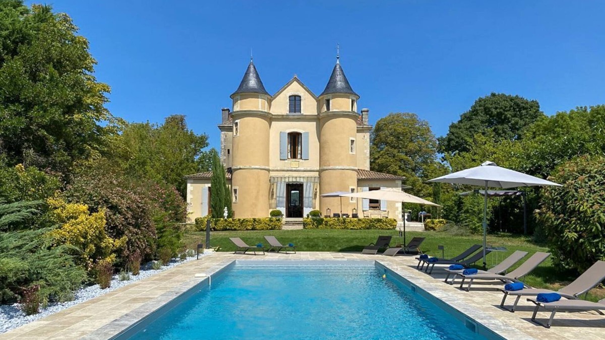 Puymiclan Other | Chateau Seyches - Five Bedroom Castle, Sleeps 10