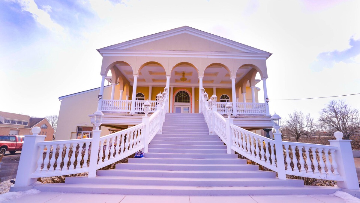 Norristown Hotel | Chateau Suites