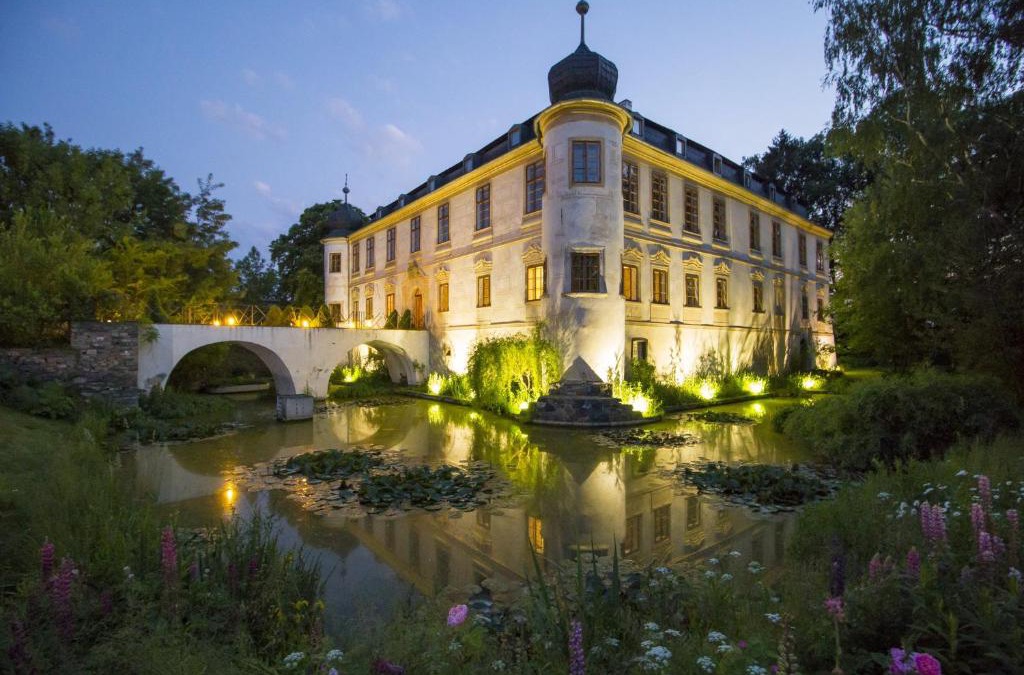 Kutna Hora District Hotel | Chateau Třebešice
