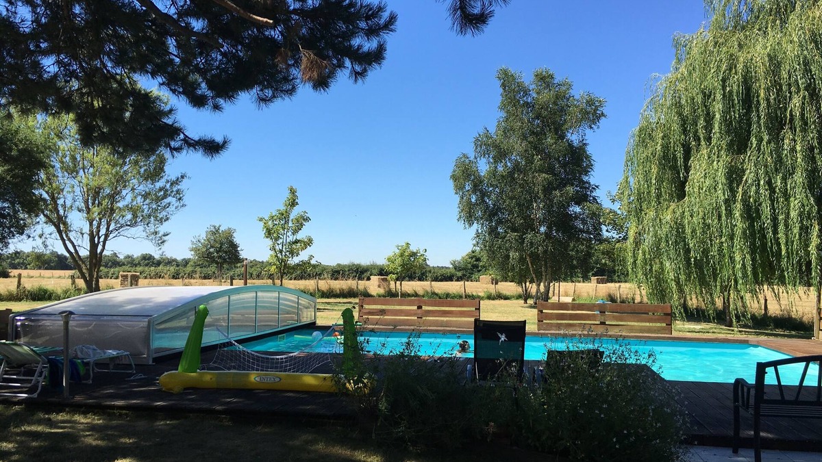 Artannes-sur-Indre Cottage | Chateaux of the Loire cottage with swimming pool - Quiet - Authenticity and comfort