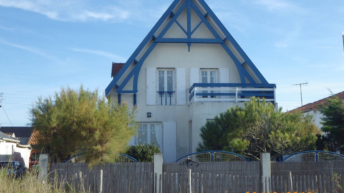 Quartier des Dunes Villa | Chatelaillon direct beach access: 8 people, 140 m2