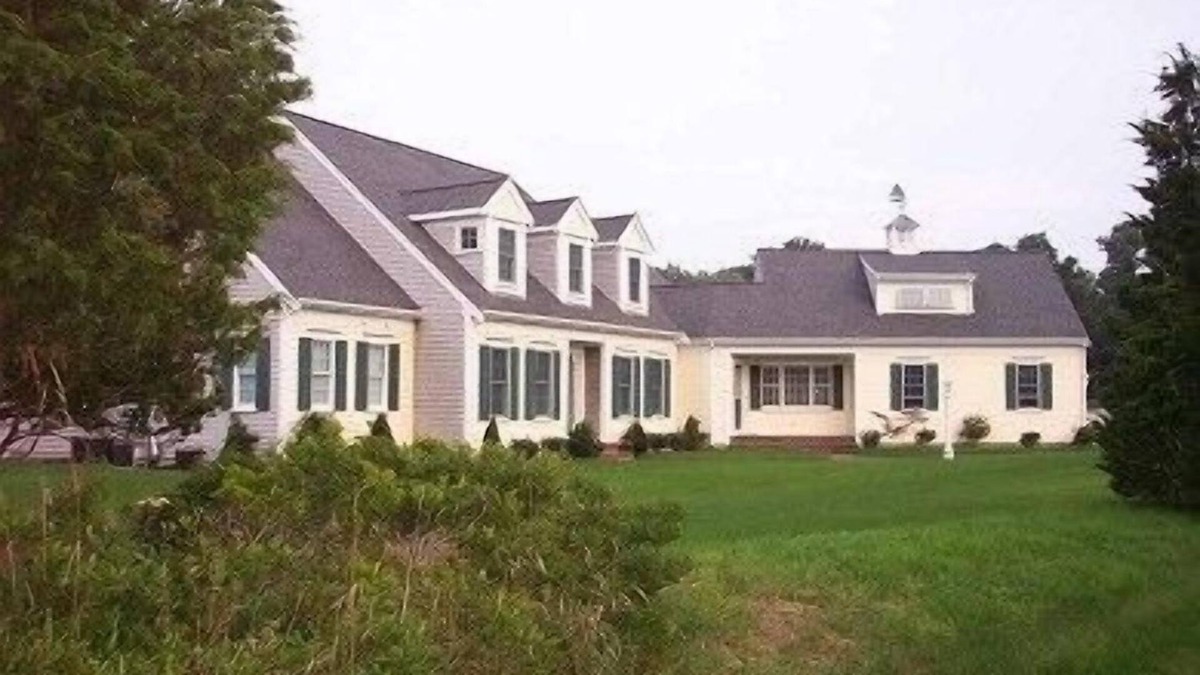 Chatham House | Chatham-Walk to Town/Beach-Multi Family Friendly