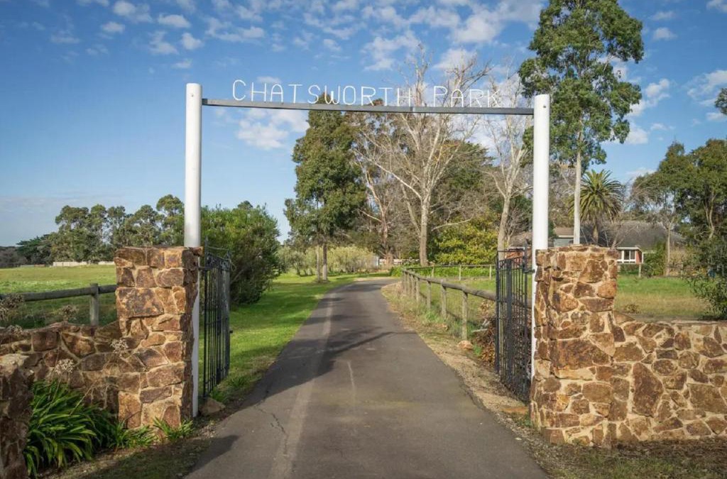 Balnarring House | Chatsworth Cottage by Ready Set Stay