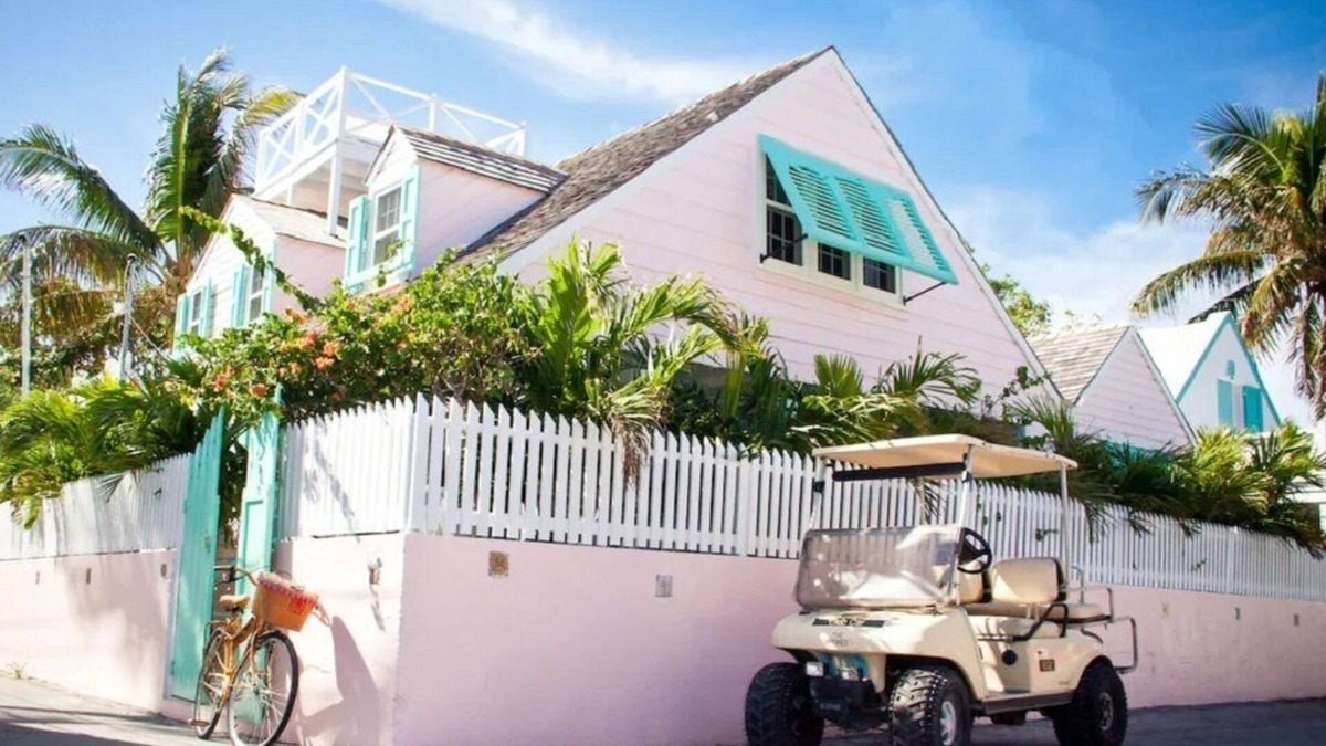 Dunmore Town House | Chatterbox. An Island Home in the Heart of Harbour Island.