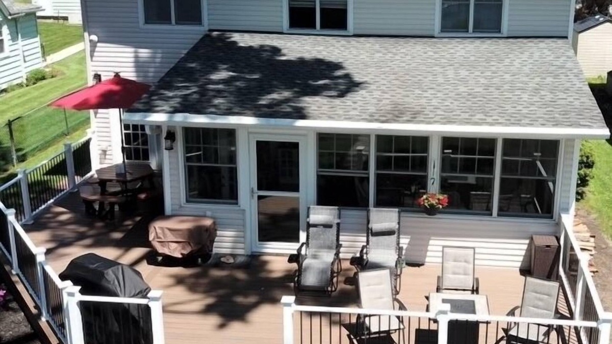 Bemus Point House | Chautauqua Lake Front Property - Short Walk to the Village of Bemus Point!
