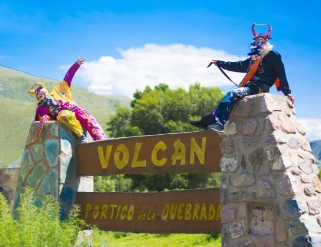 Volcan House | CHAwAY
