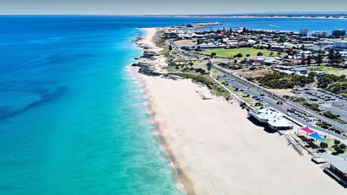 South Bunbury House | Chay’s Place Family, Business and Pet friendly