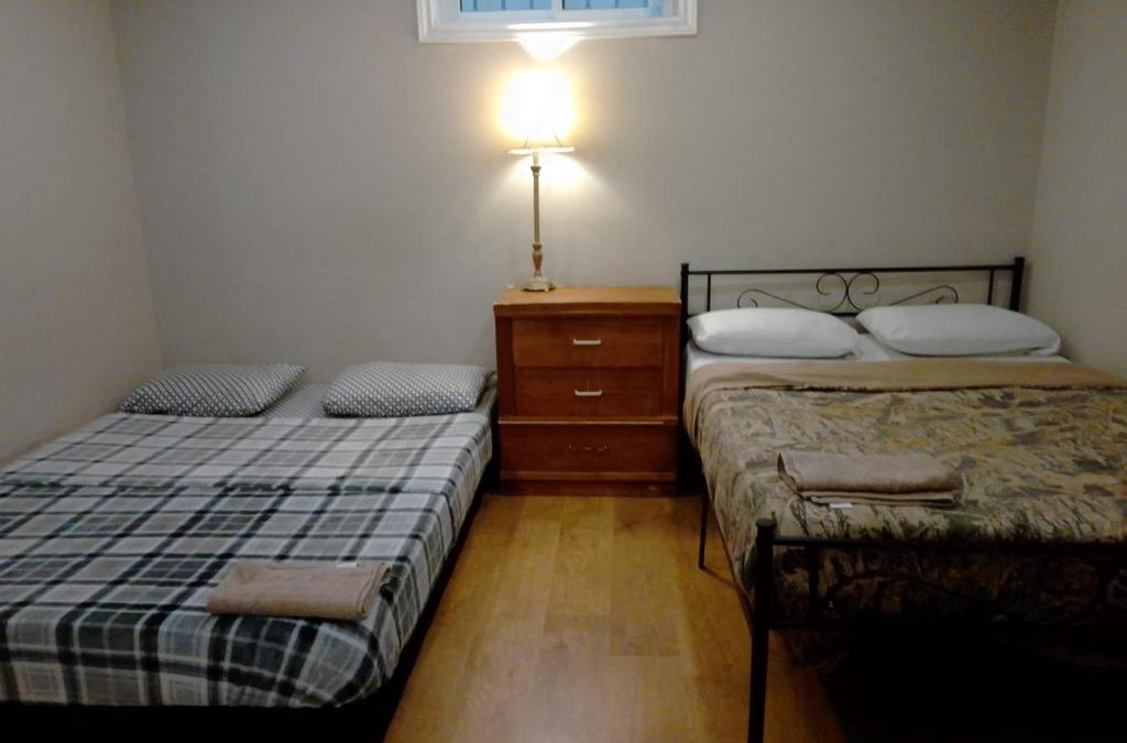 Rosemount House | Cheap Rooms in Kitchener Best For Students ,Long Term Guests