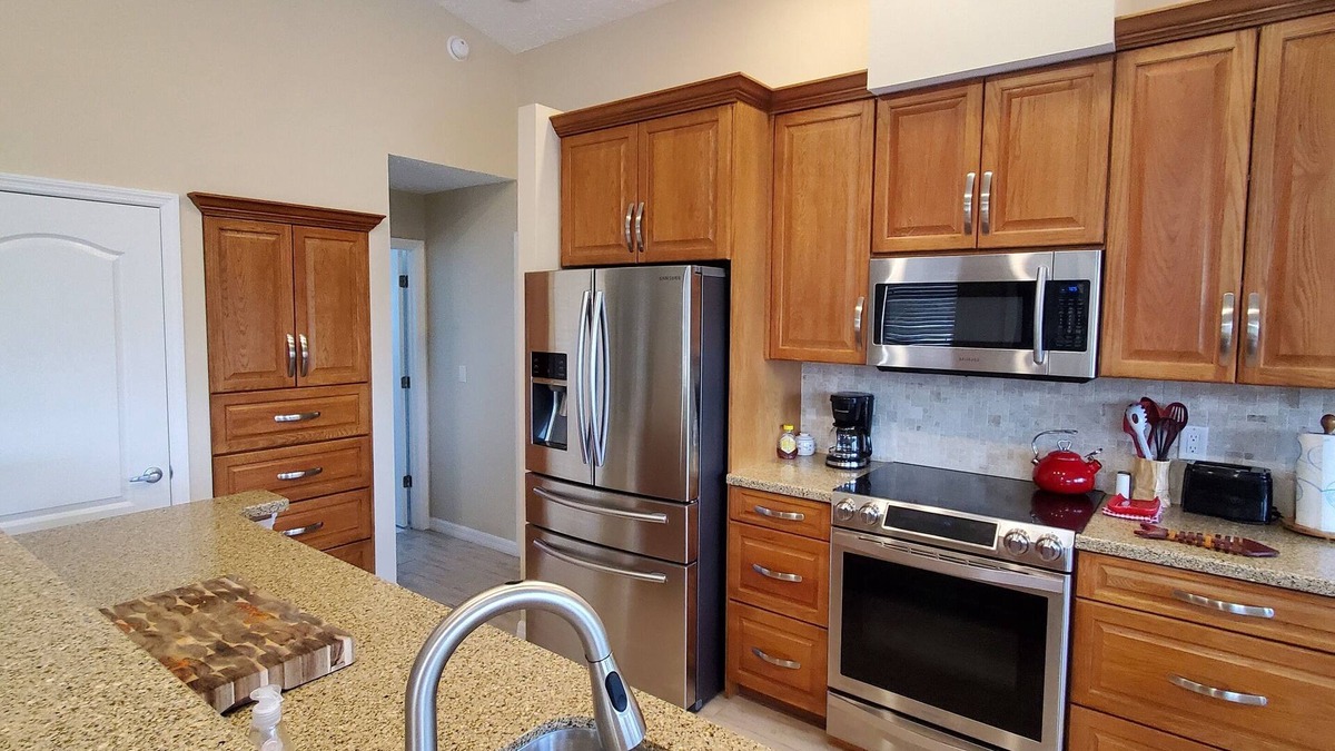 Weeki Wachee Gardens House | Cheapest, Nicest home on the water.nWeeki Wachee River!n80/day small boat rental