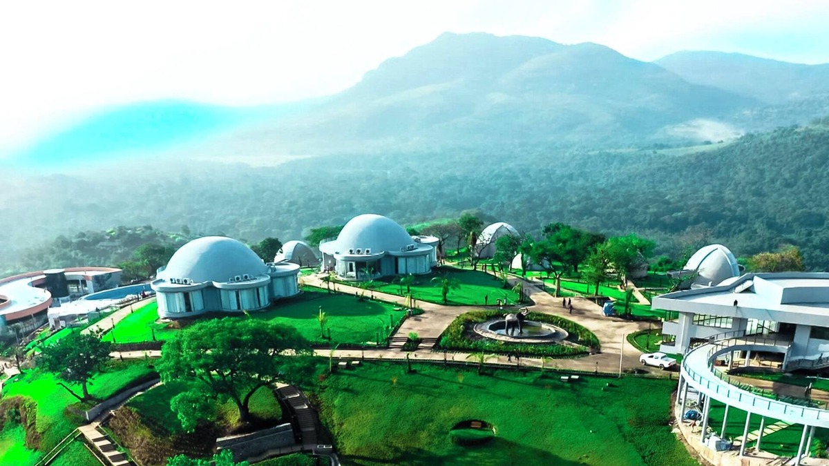 Southern Nations Hotel | Chebera Elephant Paw Lodge