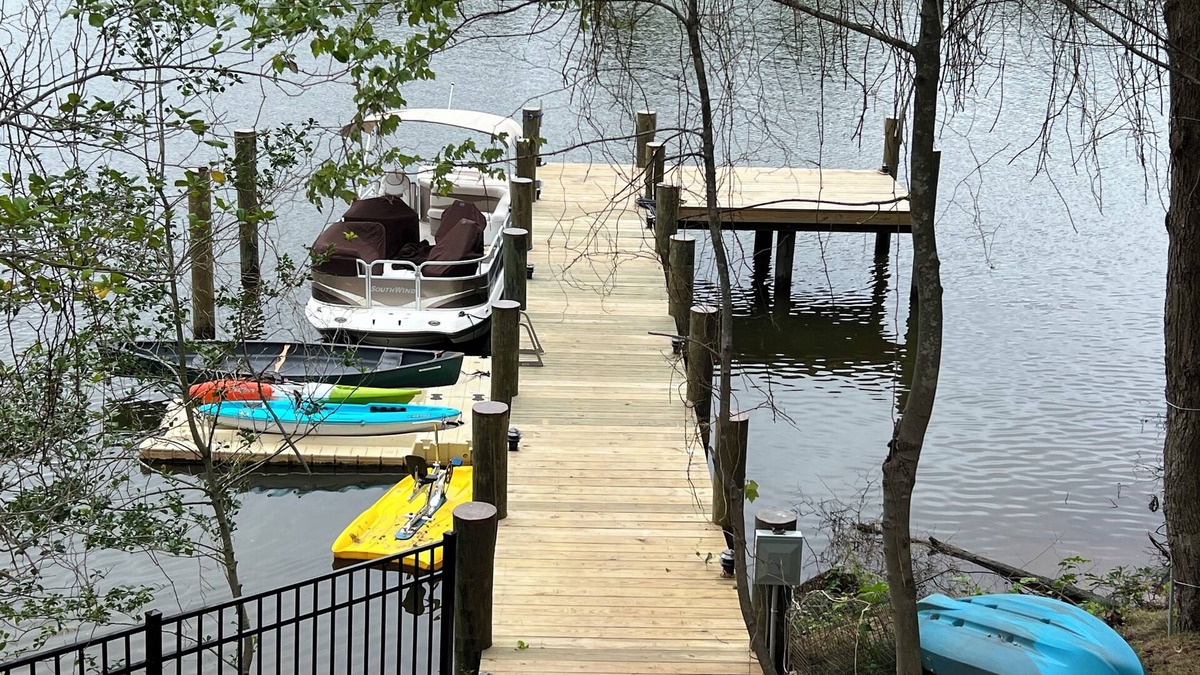 Fort Howard House | CHeerful 3-bedroom waterfront home