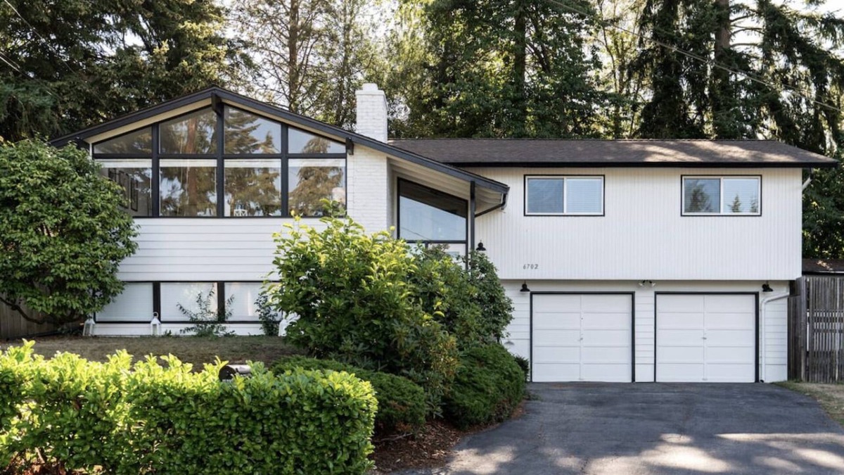 Picnic Point-North Lynnwood House | Cheerful 3 bedroom house with large backyard
