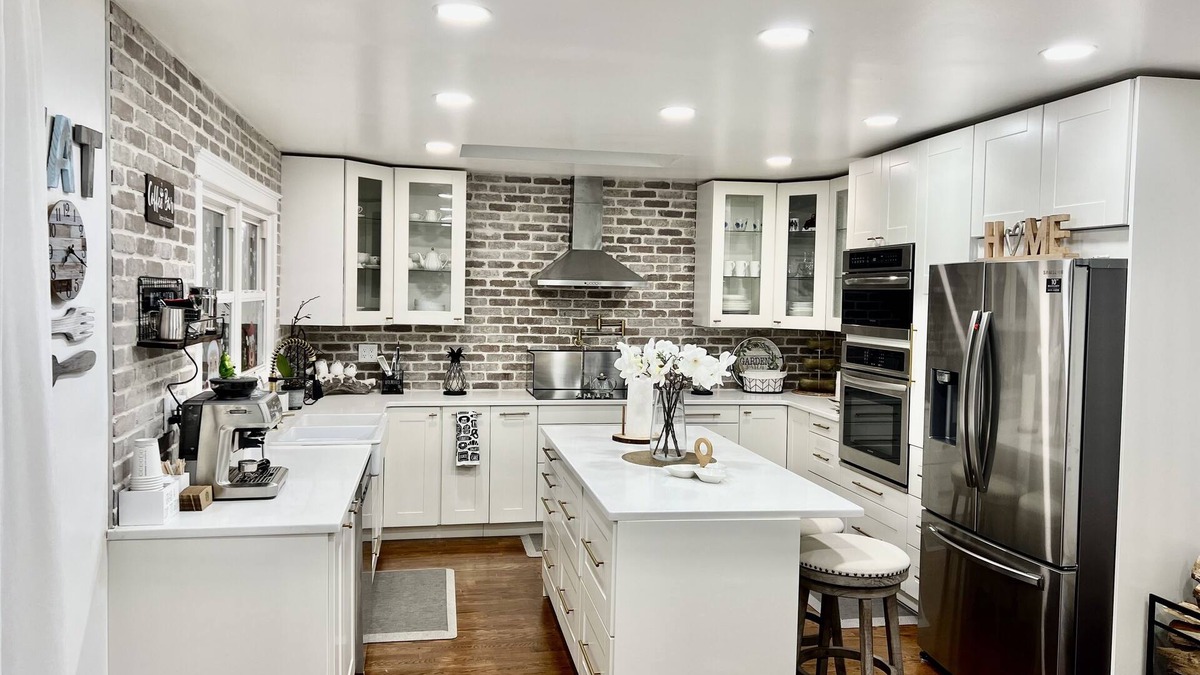 Lake Mohawk House | Cheerful 4-Bedroom Lake Home with fire place