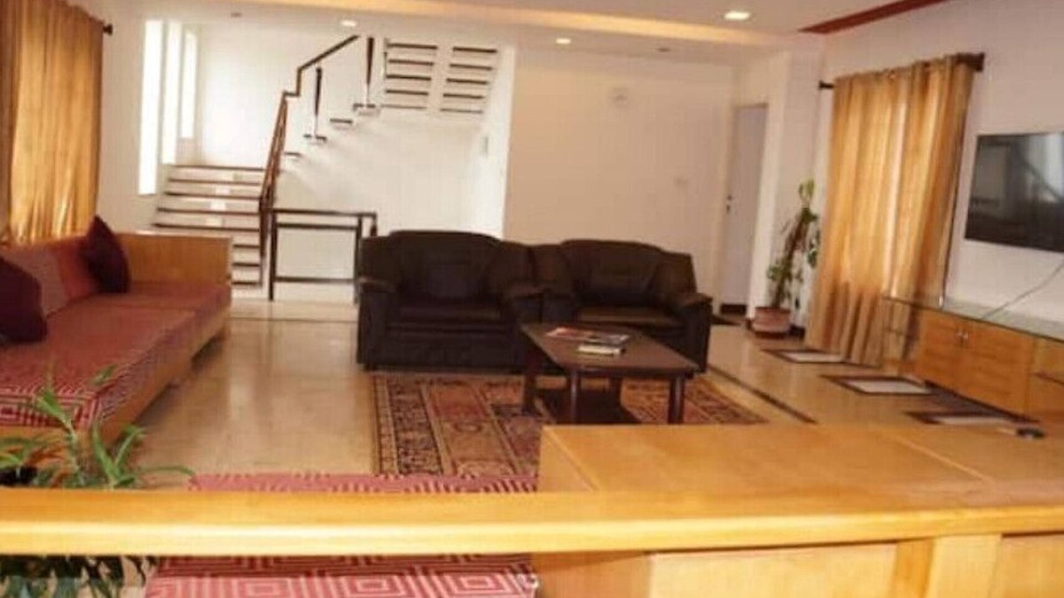 Chennai Villa | Cheerful 5 bedroom villa with pool & beach accessn