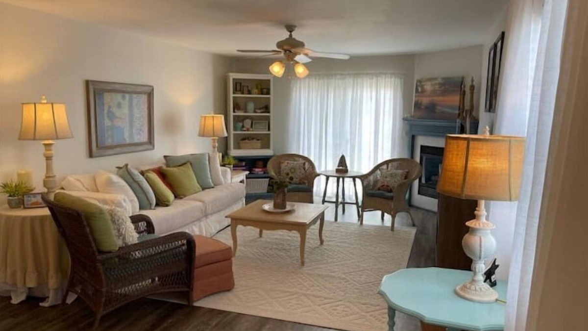 Wheeler House | Cheerful, charming, super comfy 2BR 2Bath Condo