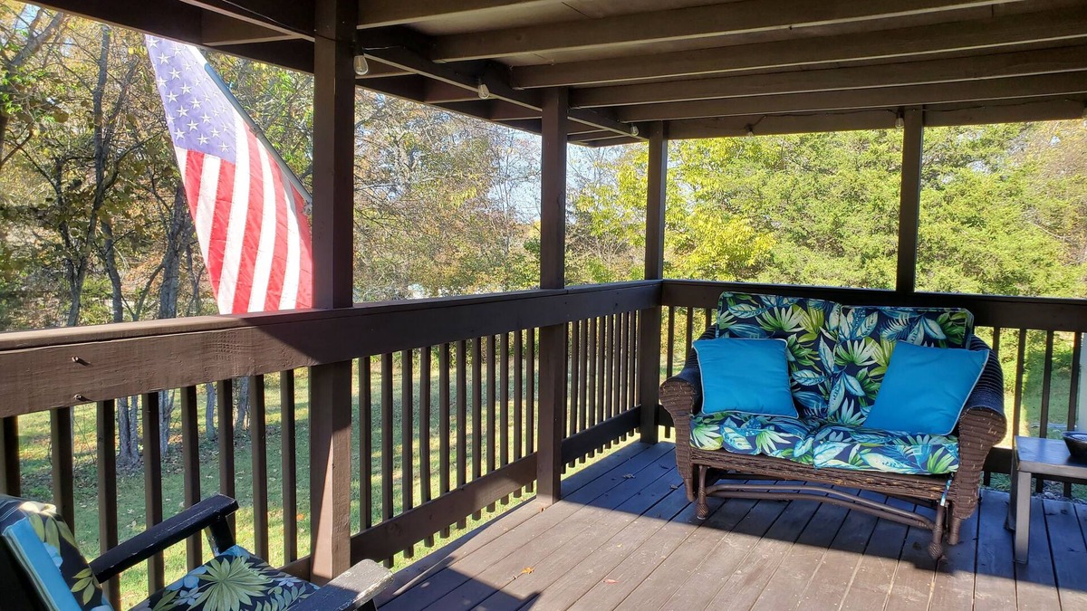 Kedron Cottage | Cheerful Cozy Country Cottage @ Aly Farm, 2bed/1 bath