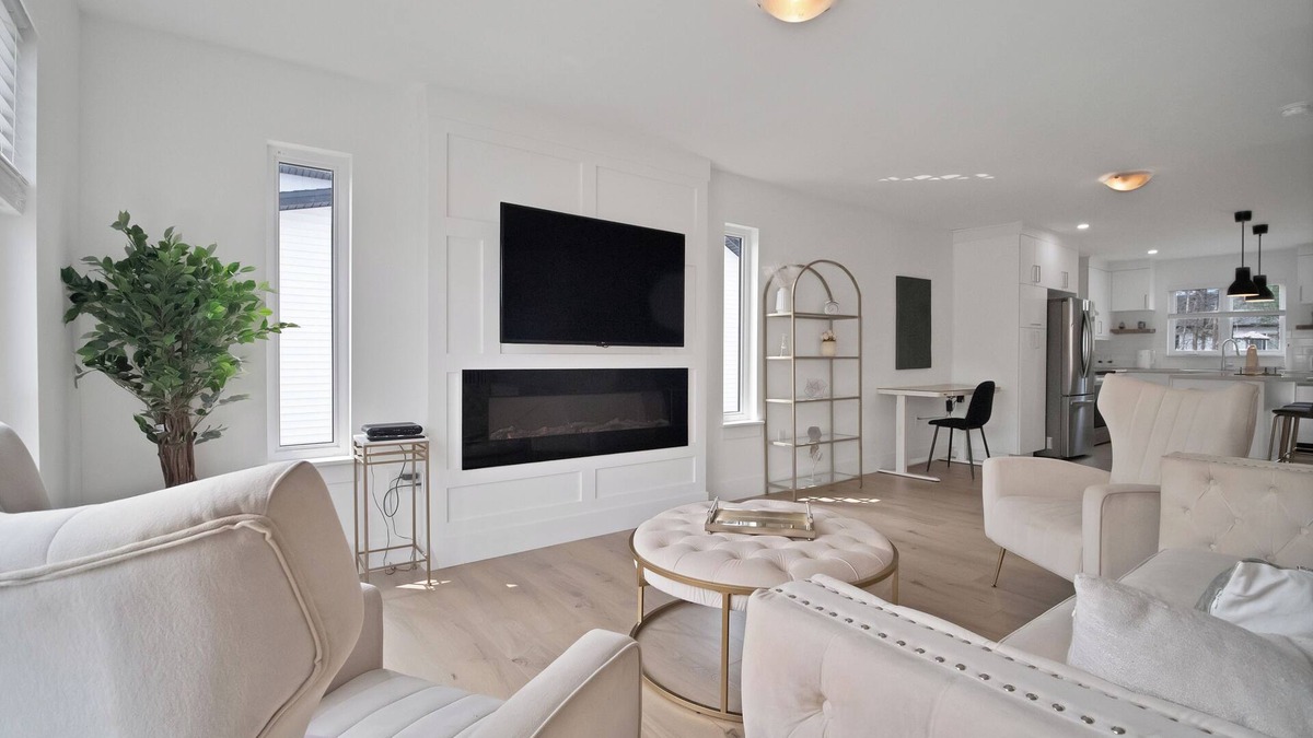 Moncton House | Cheerful, modern 3 -bedroom house