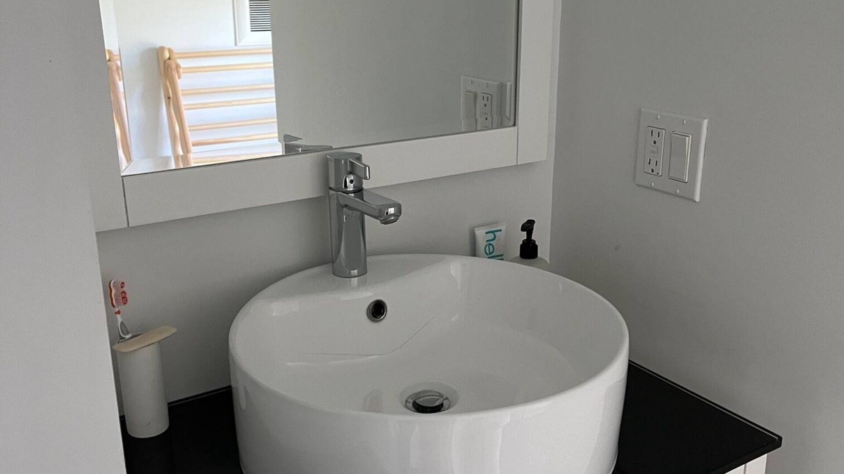 Old Greenwich House | Cheerful spacious family home in Old Greenwich - close to beach and town!