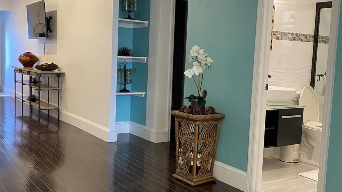Pelham Gardens Apartment | Cheerful spacious, two bedroom, cozy, and Unique home