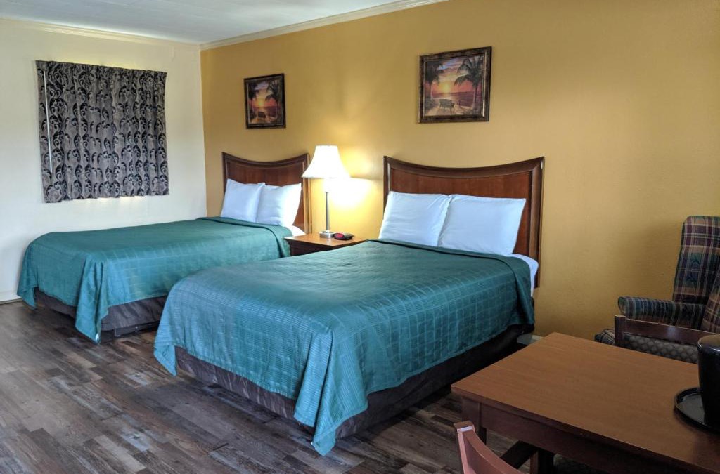 Glennville Hotel | Cheerio Inn - Glennville
