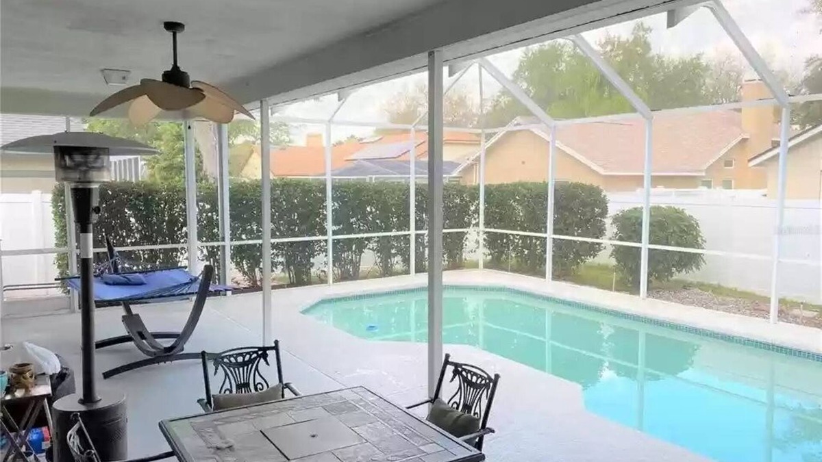 Valrico Villa | Cheery 4 Bedroom Pool Villa