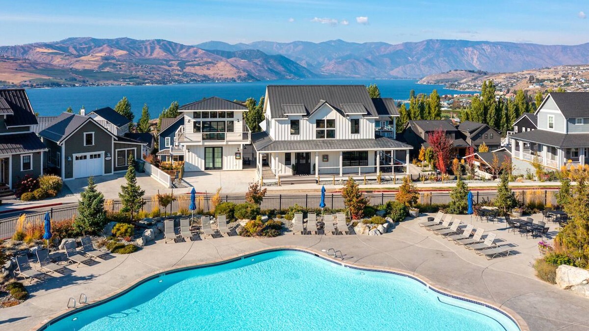 Chelan House | Chelan Landing at The Lookout at Lake Chelan