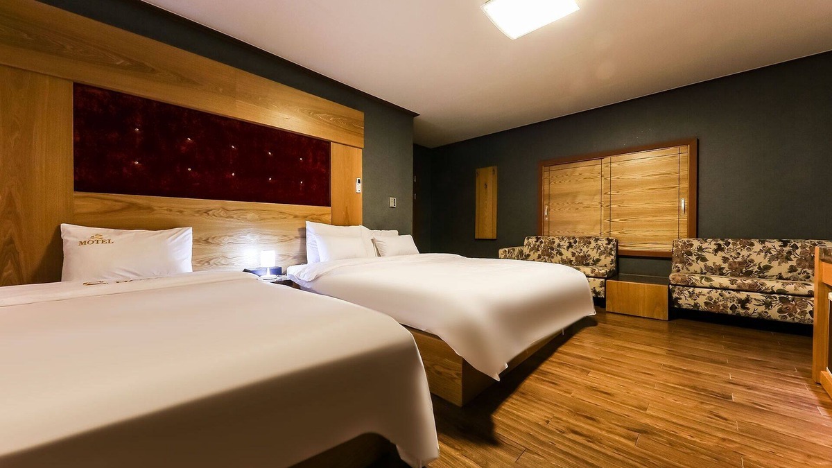 Chungcheongbuk-do Hotel | Cheongju Chojeongyaksu S