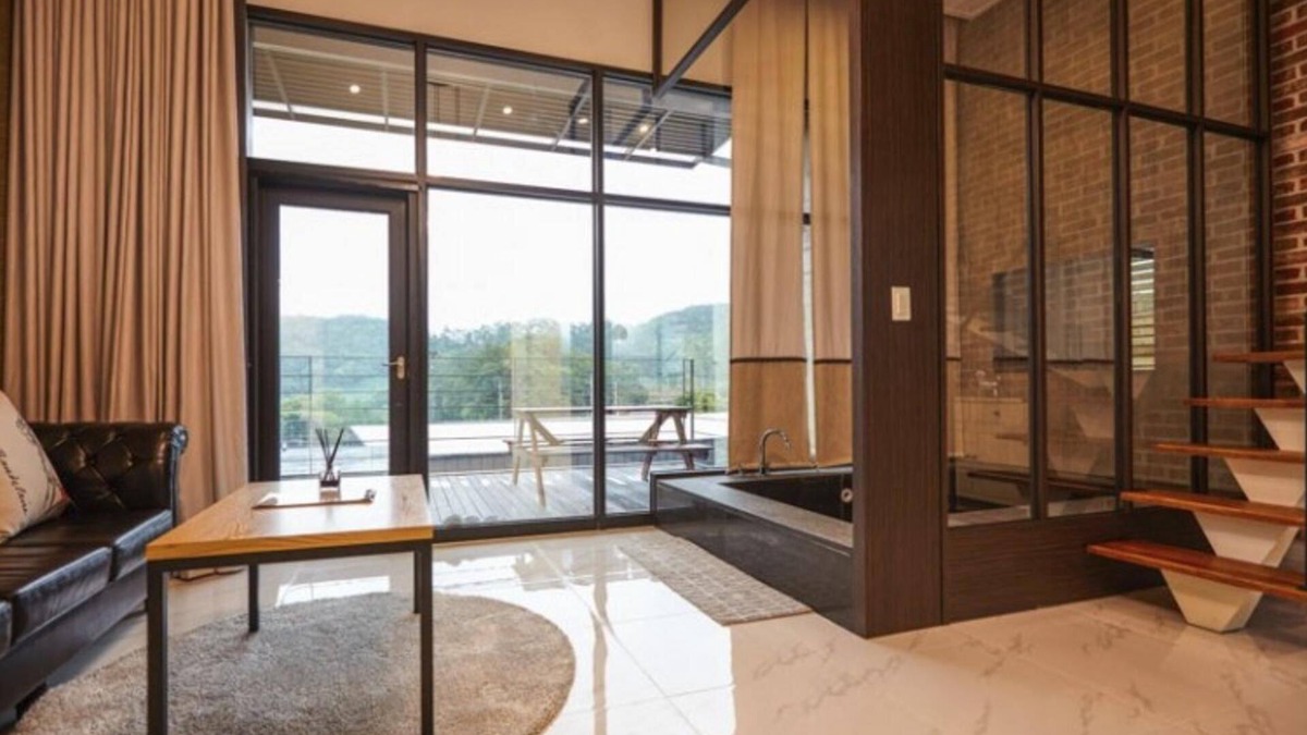 Cheongju House | Cheongju Okhwayongsojelpyeong Pension