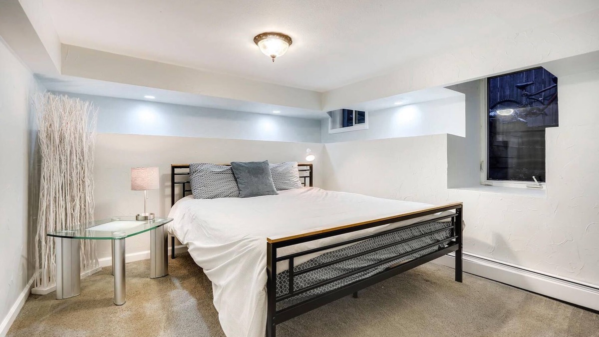 Cherry Creek Apartment | Cherry Creek North - Walkable! Discount cleaning fee! Basement level apartment