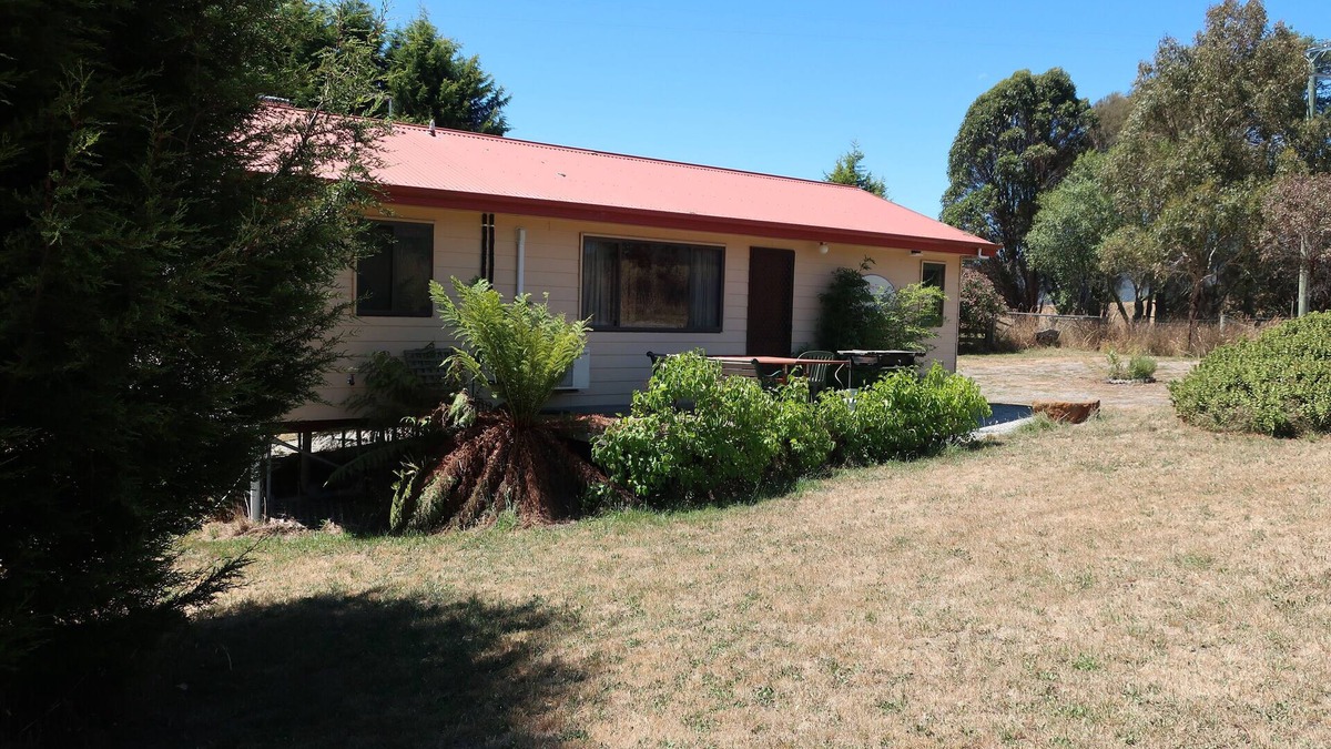 Lilydale Cottage | Cherry Top Accommodation - Cherry Top