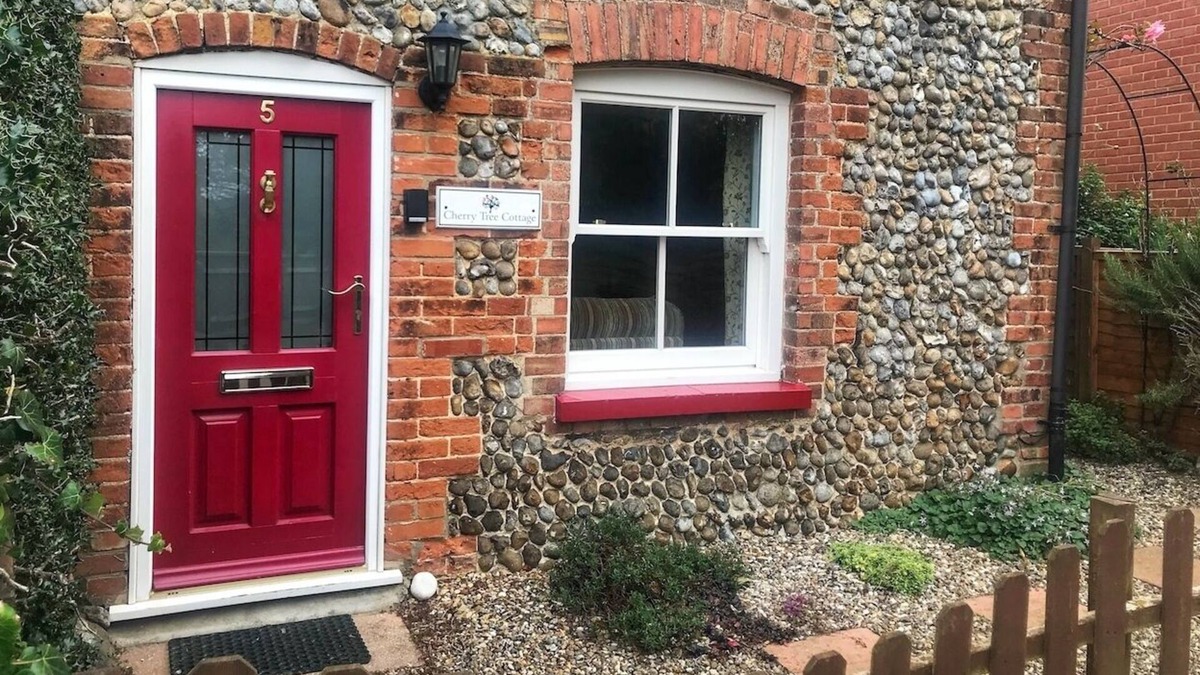 Briston House | Cherry Tree Cottage is set is in the idyllic village of Briston.