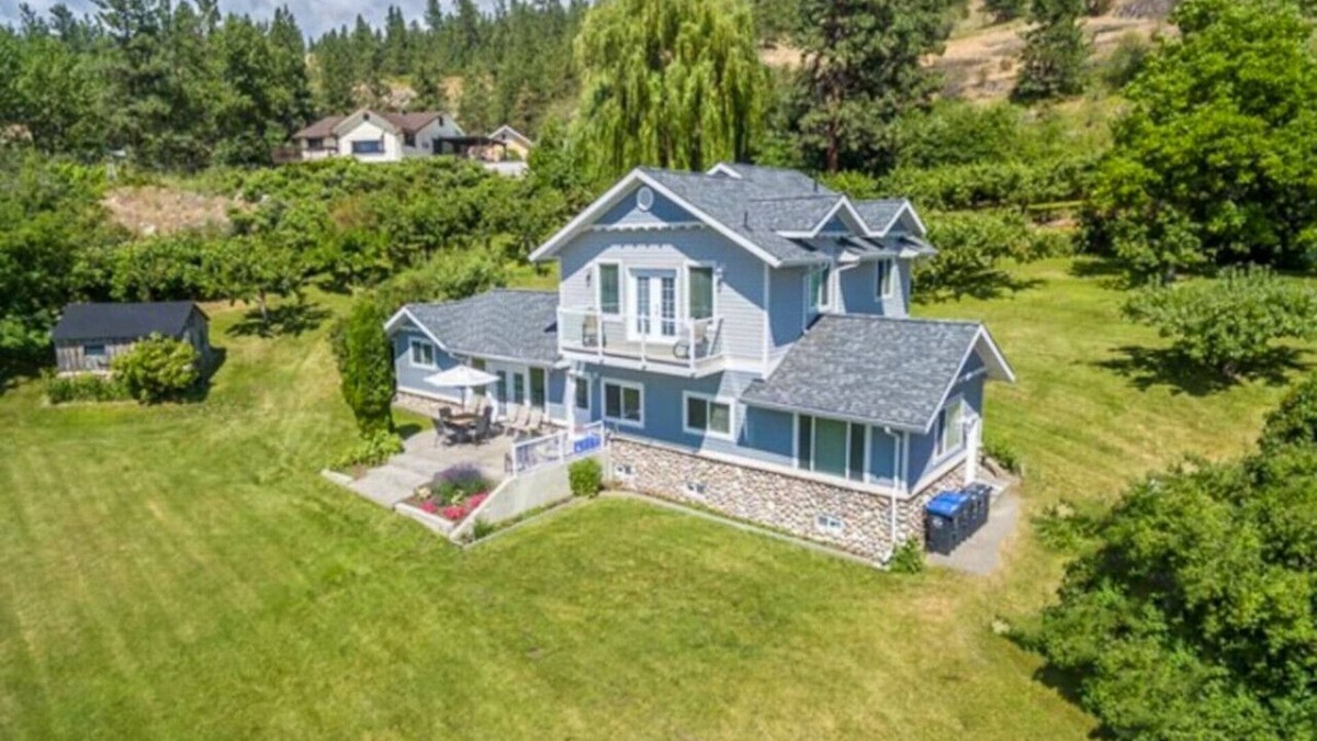 Okanagan-Similkameen Cottage | Cherry View Cottage (Nightly Rental Approved)