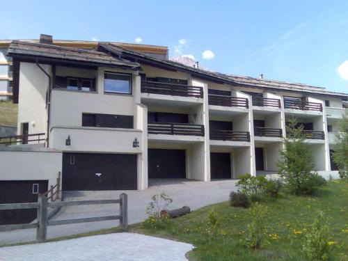 Celerina-Schlarigna Apartment | Chesa Panorama