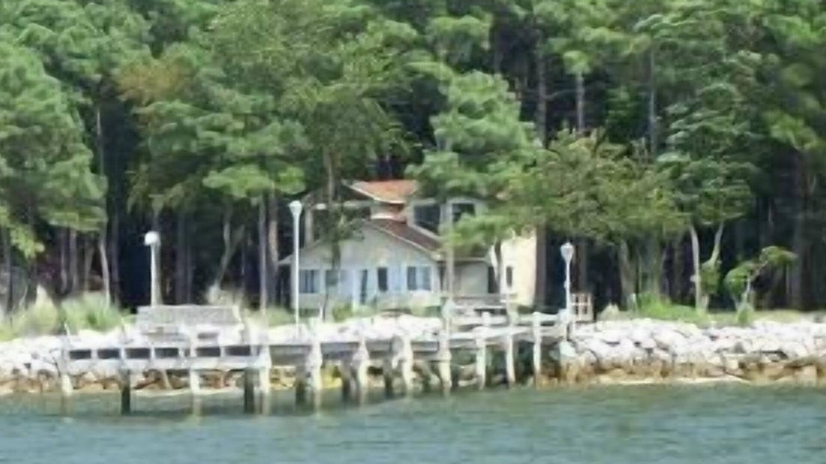 Deal Island House | Chesapeake Bay Waterfront Home
