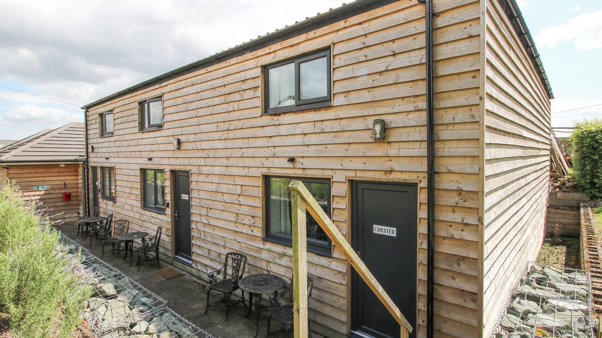 Overton-on-dee Cottage | CHESTER, pet friendly, character holiday cottage in Ellesmere
