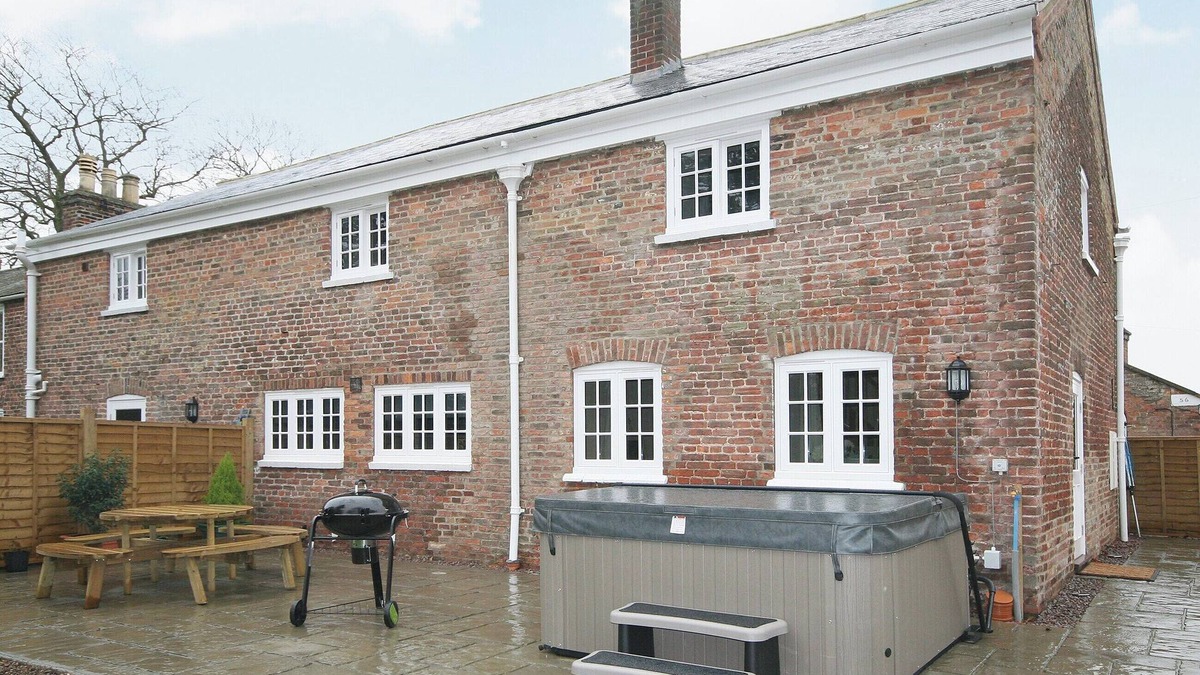 Wainfleet All Saints Cottage | Chestnut Cottage - E5625