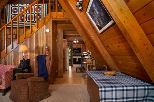 Brevard House | Chestnut Ridge in Connestee