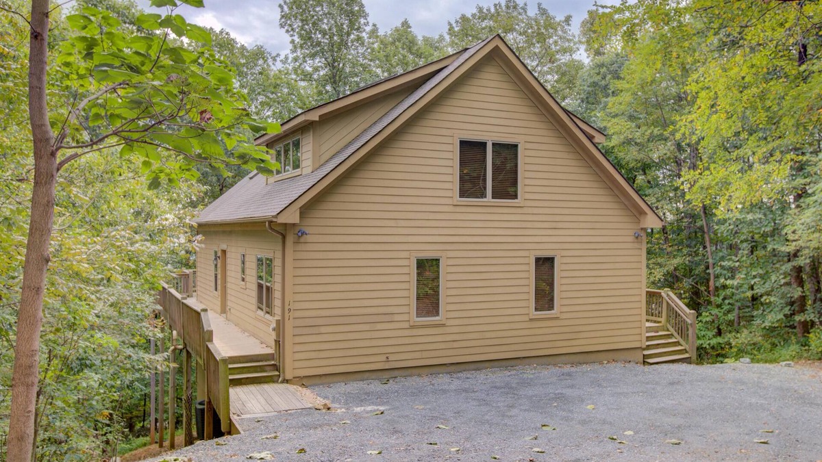 Chestnut Springs House | Chestnut Springs with Wintergreen Advantage
