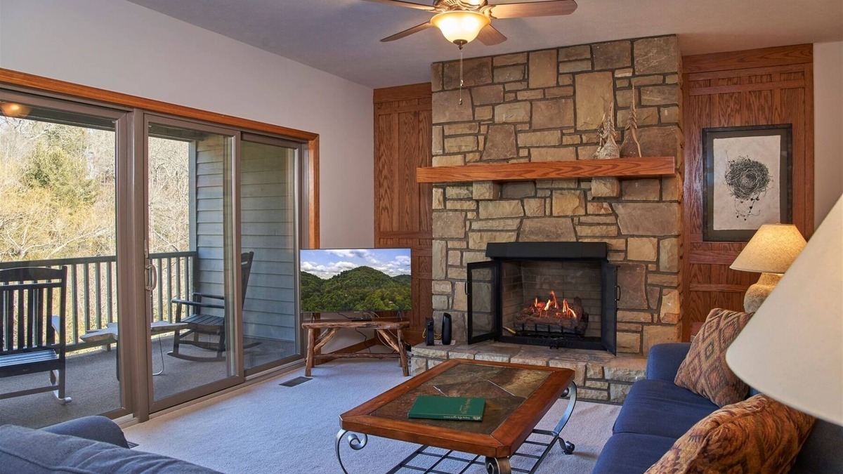 Blowing Rock House | Chetola Resort in BR, Sierra 2, Downtown Blowing Rock