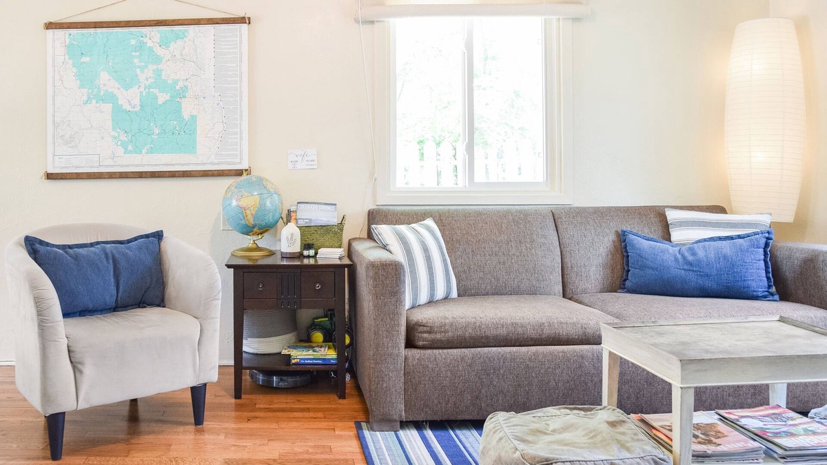 Broadmoor Cottage | ☀CHEYENNE COTTAGE☀Close to Trails/Downtown/Shops☀