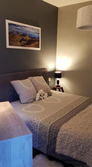 Cierp-Gaud House | Chez Anne, Maison cosy avec spa, billard et Jardin