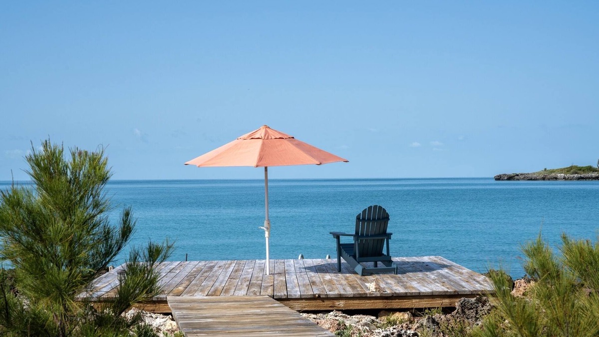 Governor's Harbour Cottage | Chez Cay Cottage 2 Bedroom Cottage