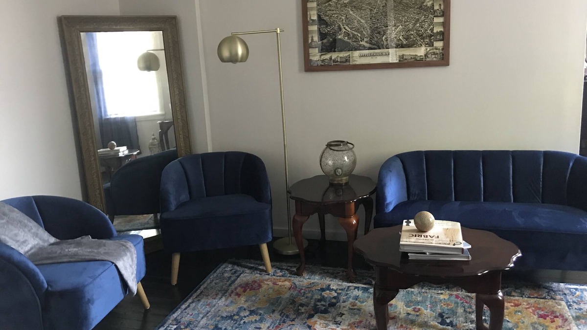 Little Falls Apartment | Chez Coco-A shabby chic flat decorated with a Paris apartment in mind.