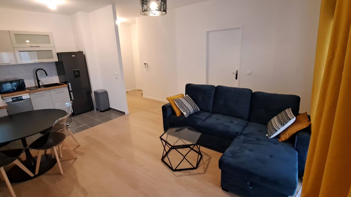 Villejuif Apartment | Chez David