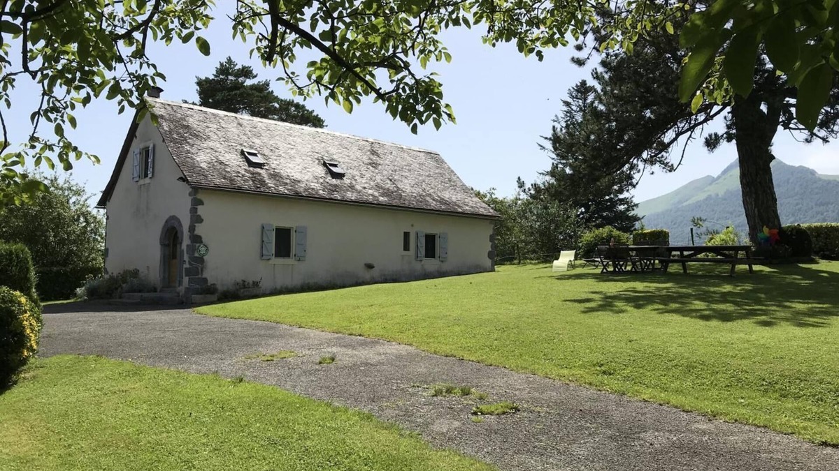 Arette Other | CHEZ ESCARAIN - ARETTE