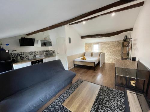 Centre Ville Apartment | Chez Jean-Yves et Zoé - LE SAINT ANDRÉ - Au calme, Très propre, Proche parkings, Clim